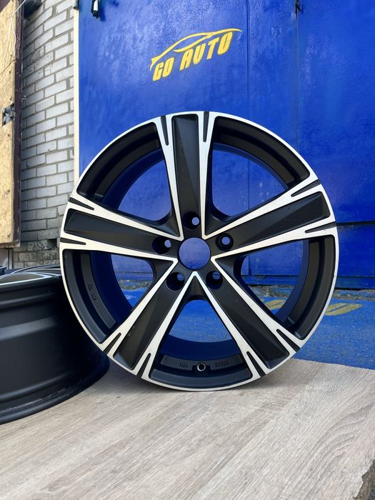 5/120 r18 ET35 8J 72,6 BMW Acura MDX  Tesla оригінальні диски Goauto