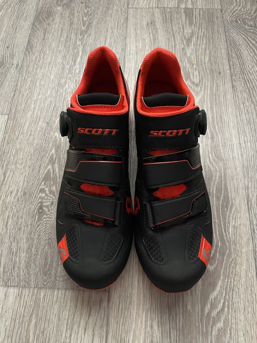Велотуфлі / веловзуття SCOTT TRI PRO чорно-червоного кольору