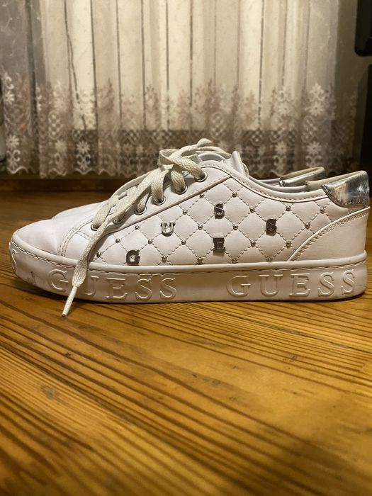Кеди білі guess