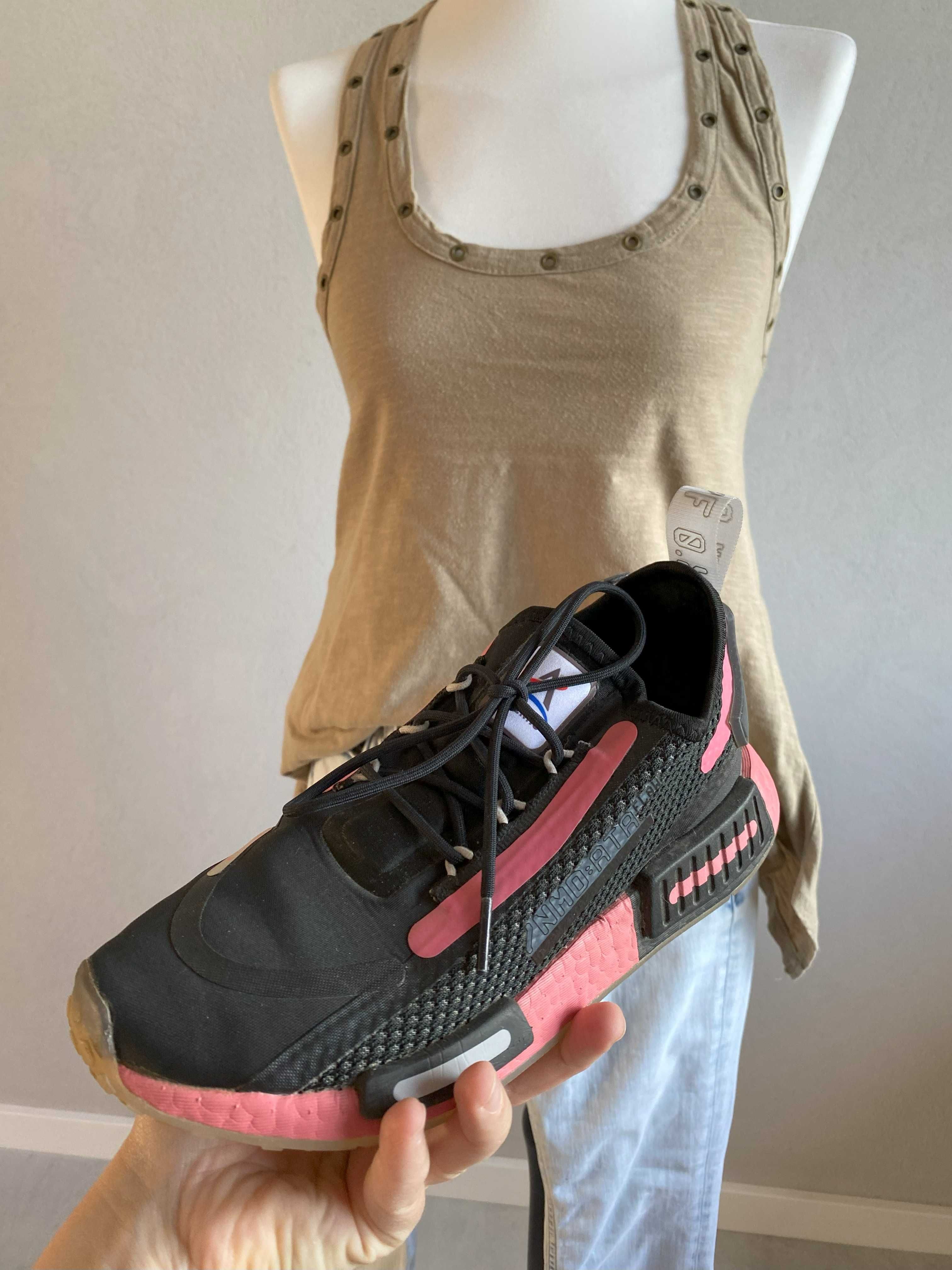Unikatowe limitowane sportowe buty Adidas NMD R1 Spectoo NASA