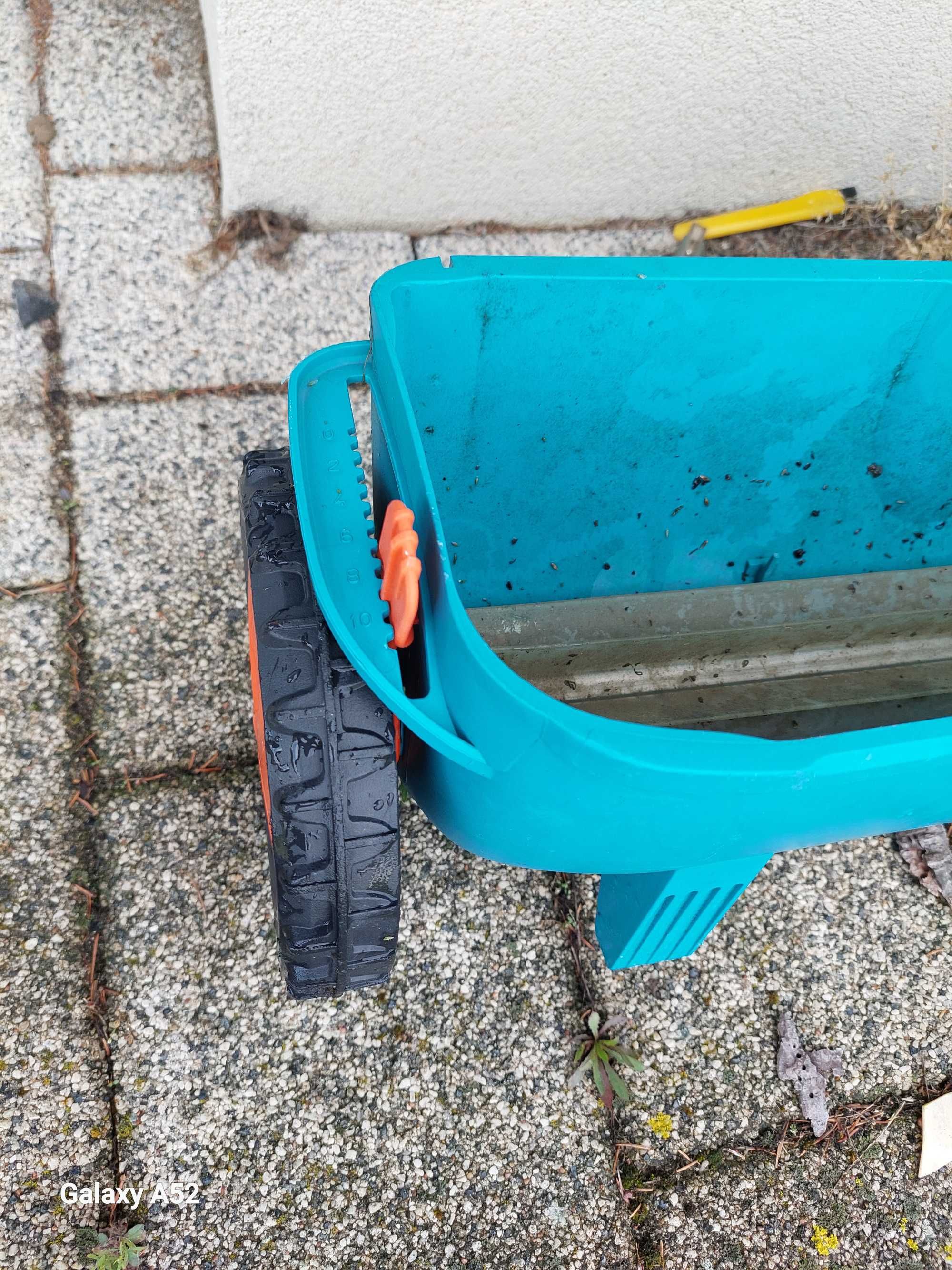 Siewnik rotacyjny Gardena