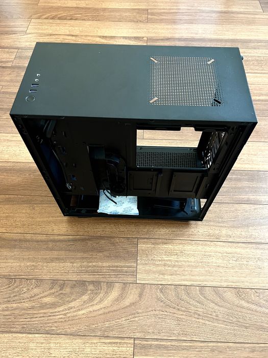 Caixa Gabinete computador NZXT H500 Vidro Temperado Preta