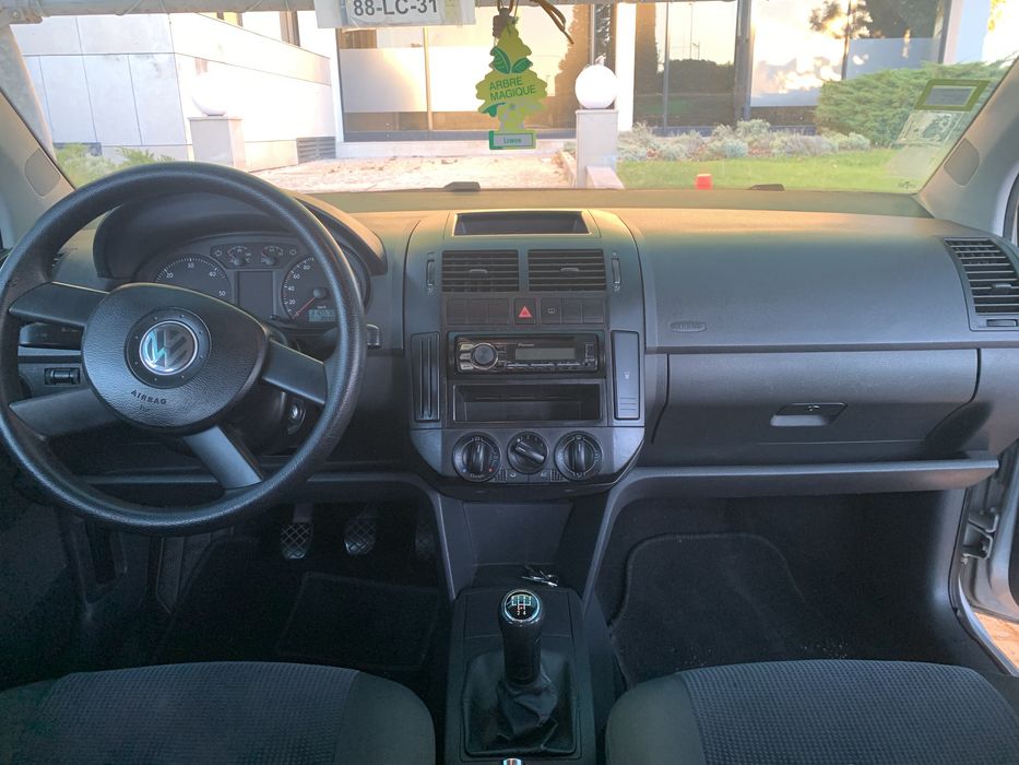 Polo 1.4 Cinzento