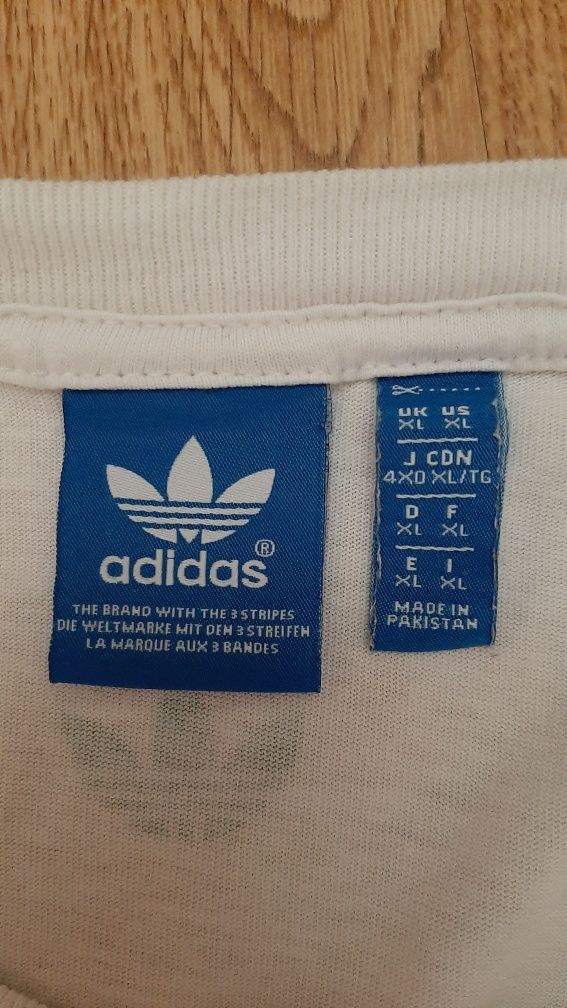 Adidas  футболка