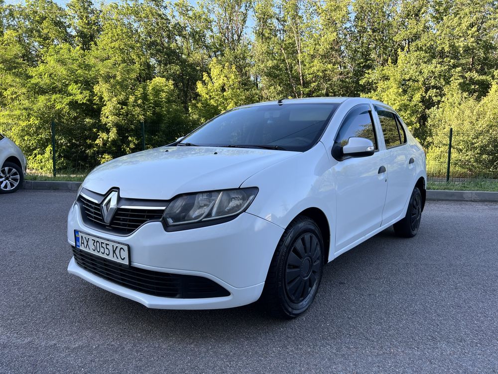 Renault Logan 2013