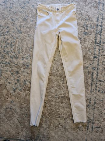 Białe jeansy skinny fit rozmiar 36