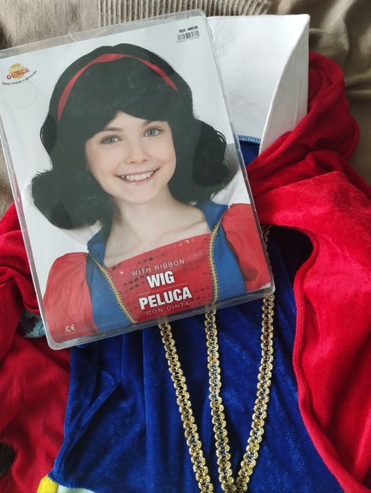 Disfarce Branca de Neve com peruca