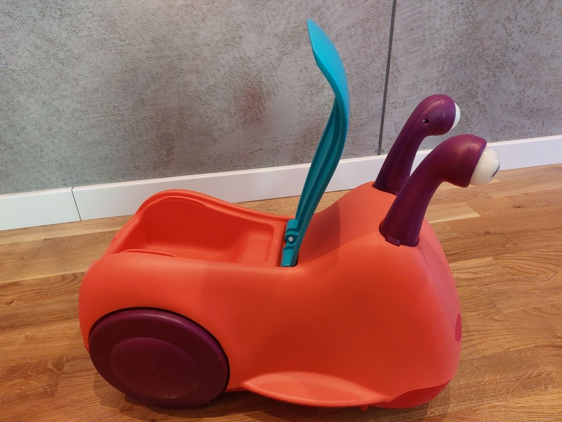 Jeździk żuczek Buggly Wuggly B.Toys