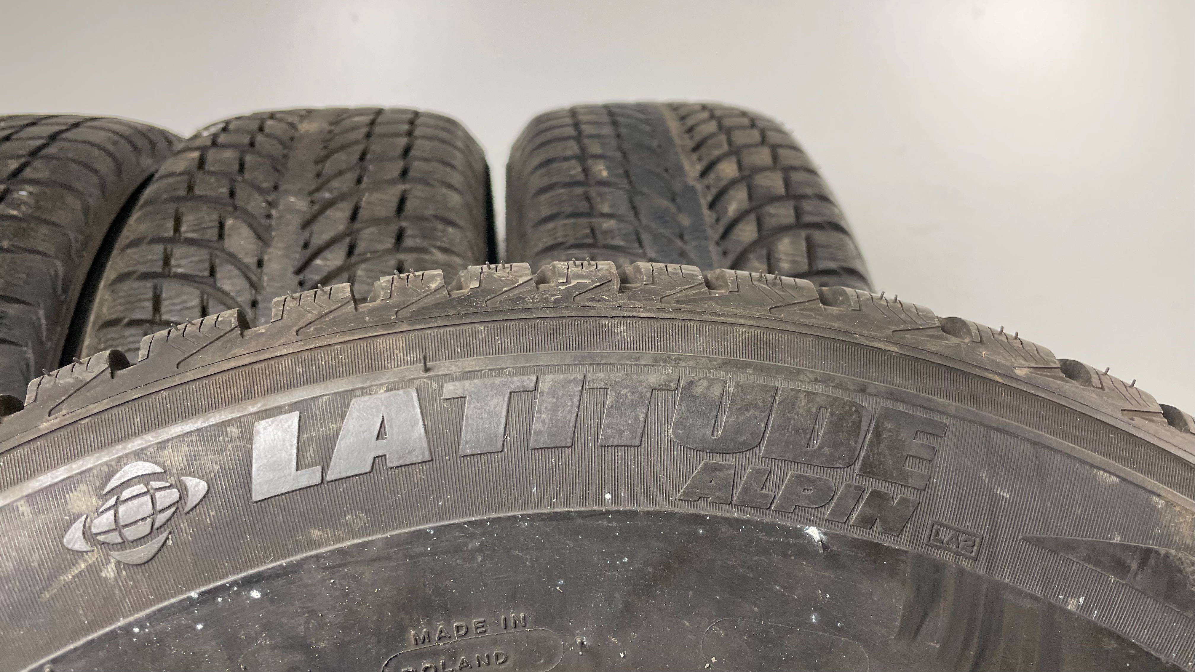 215/70R16 104H Michelin Latitude Alpin La2 23rok 7.5mm KOMPLET
