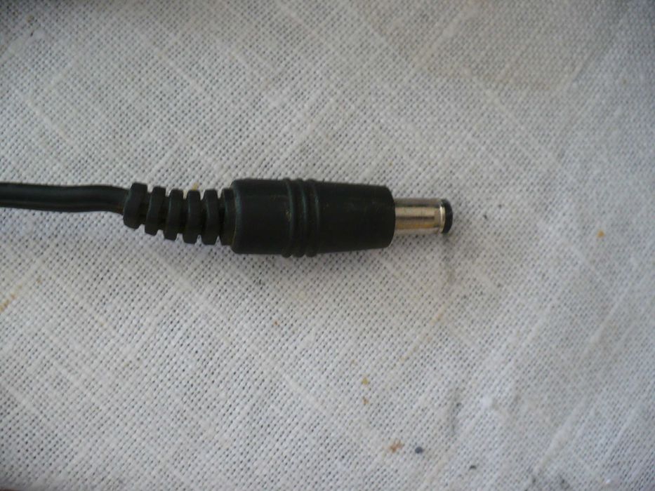 HEWLETT PACKARD ac/dc 18v 2.23A