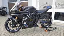 Yamaha r3 przygotowana na tor gotowa do jazdy motocykl