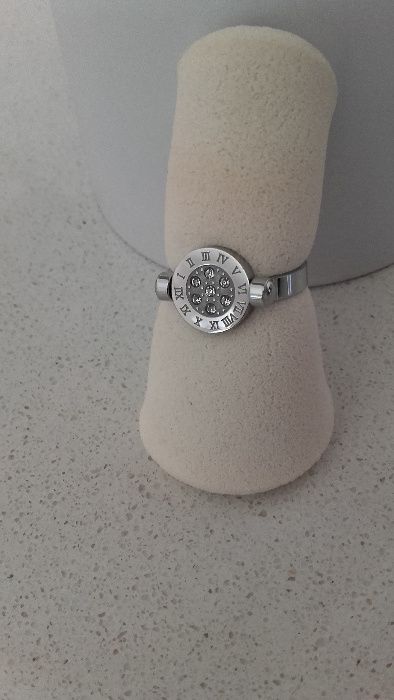 Anel em aço com duas faces