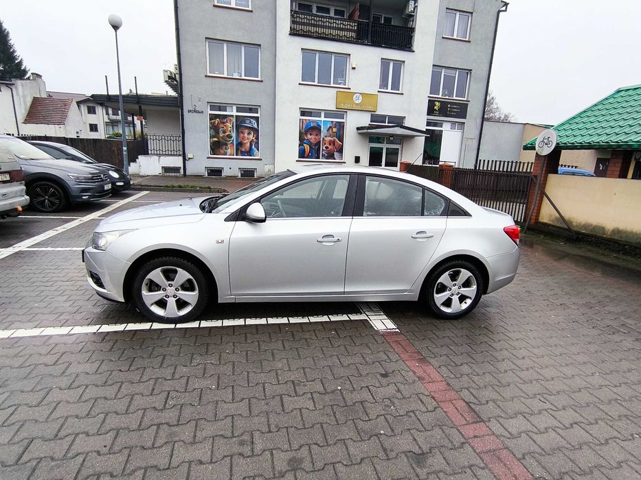 sprzedam ładnego Chevroleta Cruza
