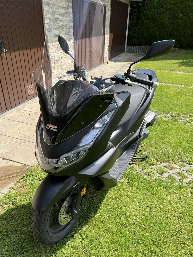 HONDA PCX 2024r salon Polska pierwszy wlasciciel .