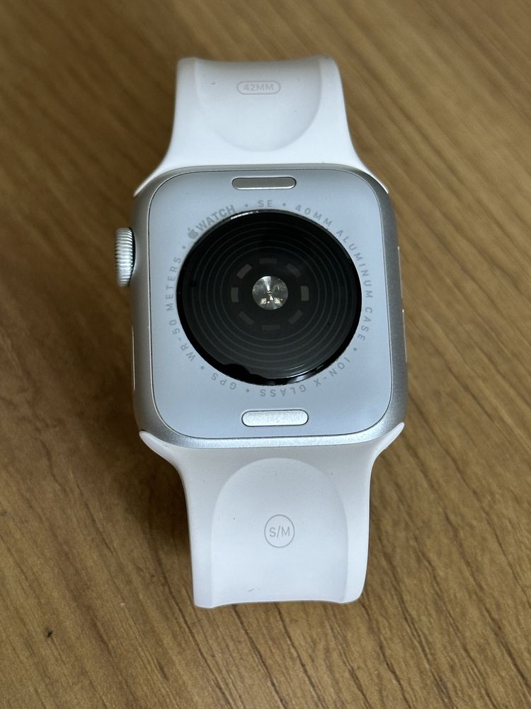 Apple Watch Series SE 2 2023 40 mm АКБ 100% Silver