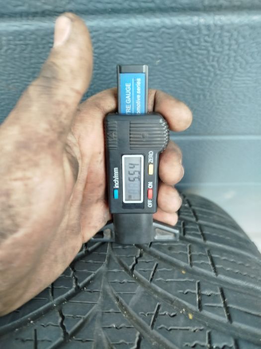 Opony całoroczne Goodyear 225/50R17