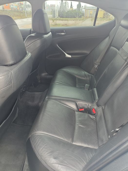 Lexus IS 220D MarK Levinson