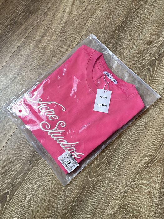 Футболка Acne Studios рожева