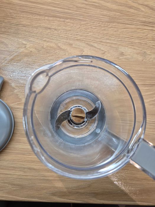 Hoffen urzadzenie do przygotowywania posiłków dla niemowląt.