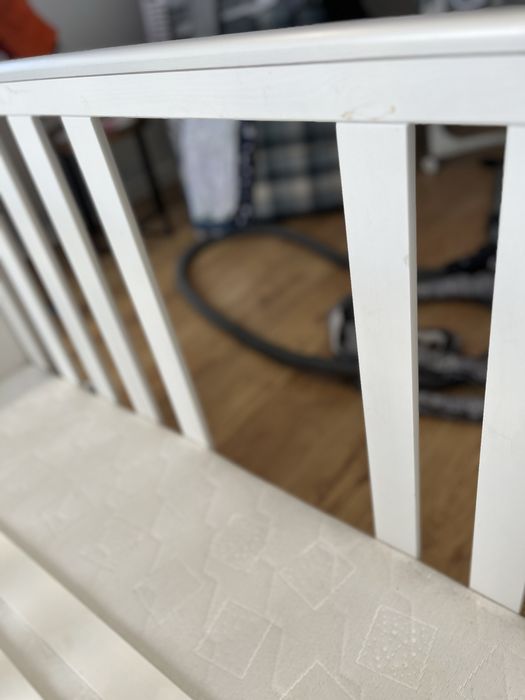 Drewniane łóżeczko polskiej firmy Pinio materac gratis