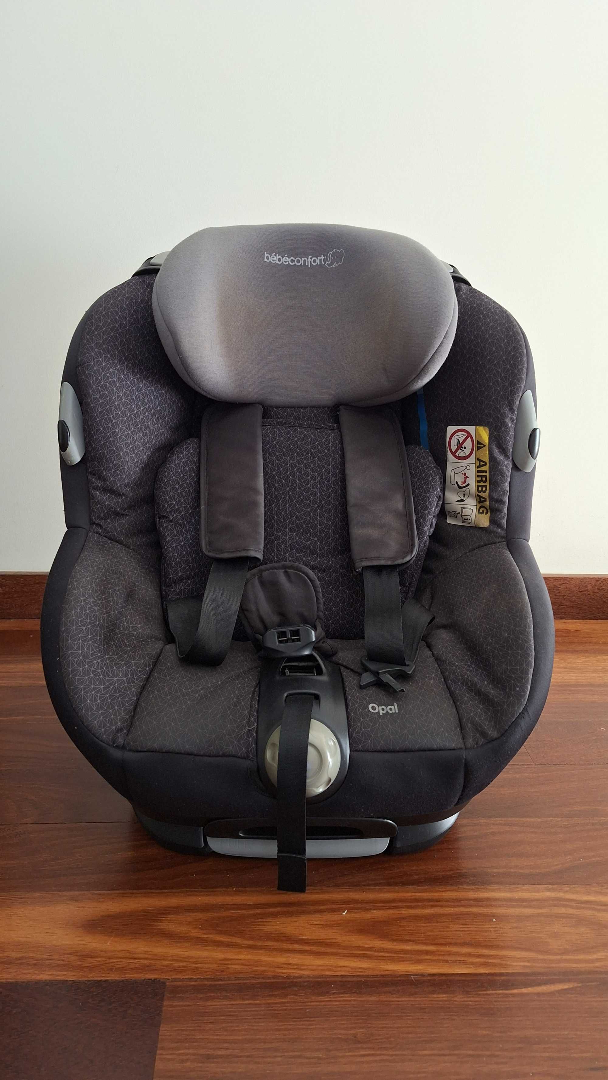 Cadeira auto Bebé Confort Opal com Isofix