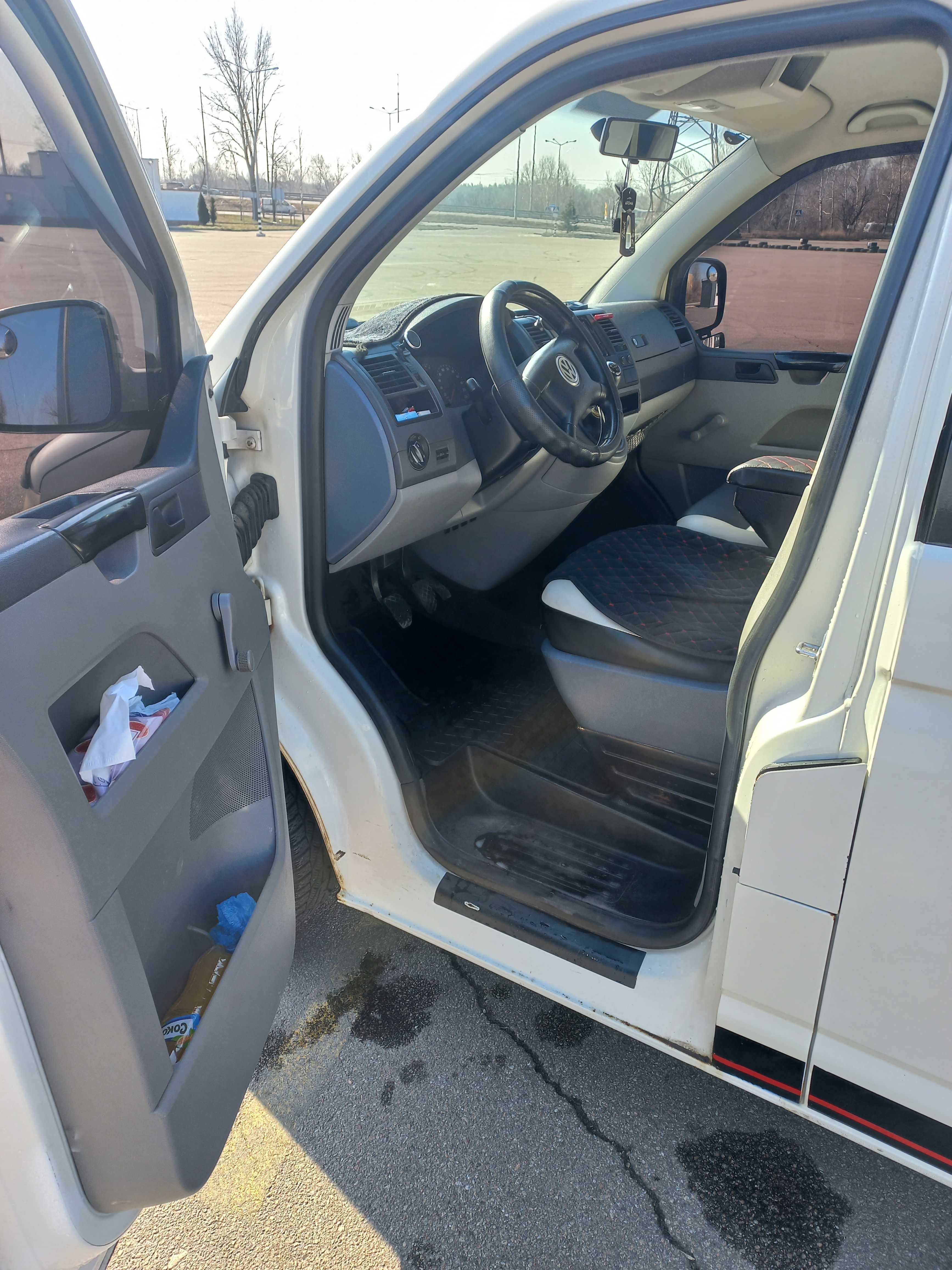 Продажа авто. VW T5