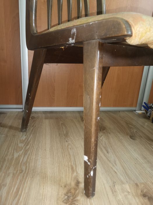 Krzesło PRL "hałas"?