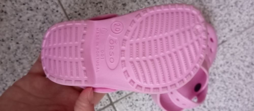 Sandálias de menina Crocs 20