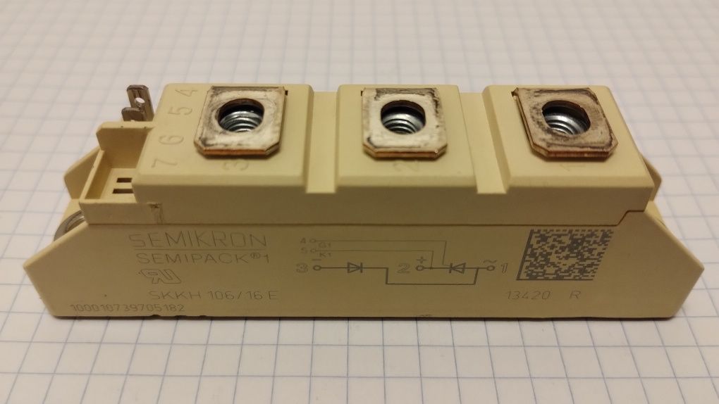 Moduł tyrystorowy Semikron SKKH106/16E