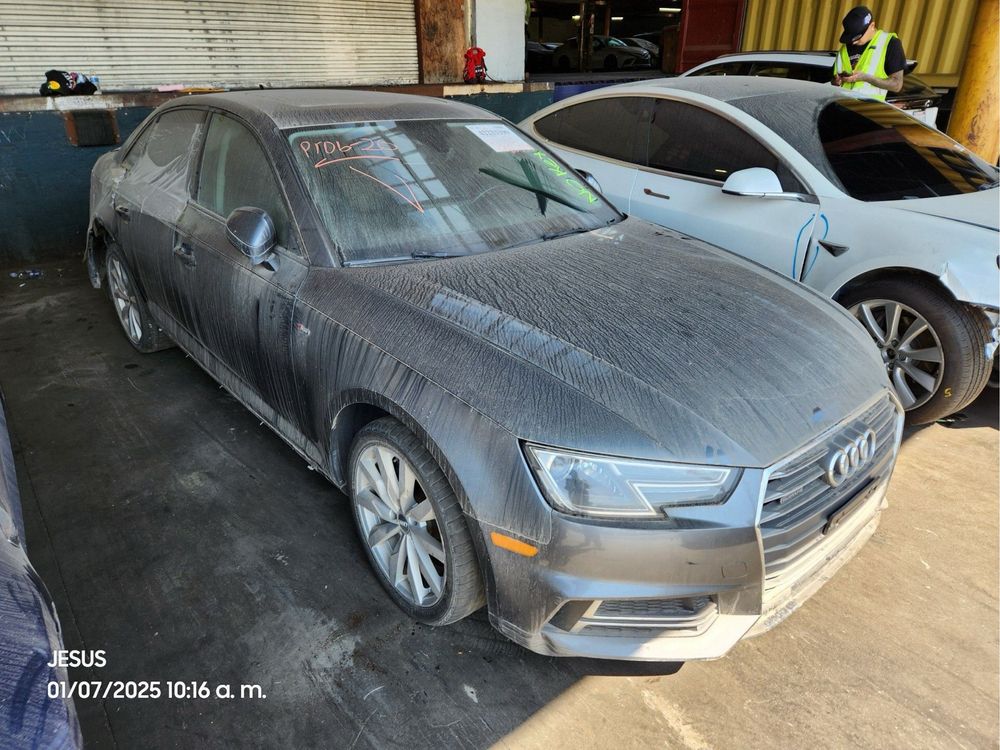 Audi a4 2018 р s-line quatrro