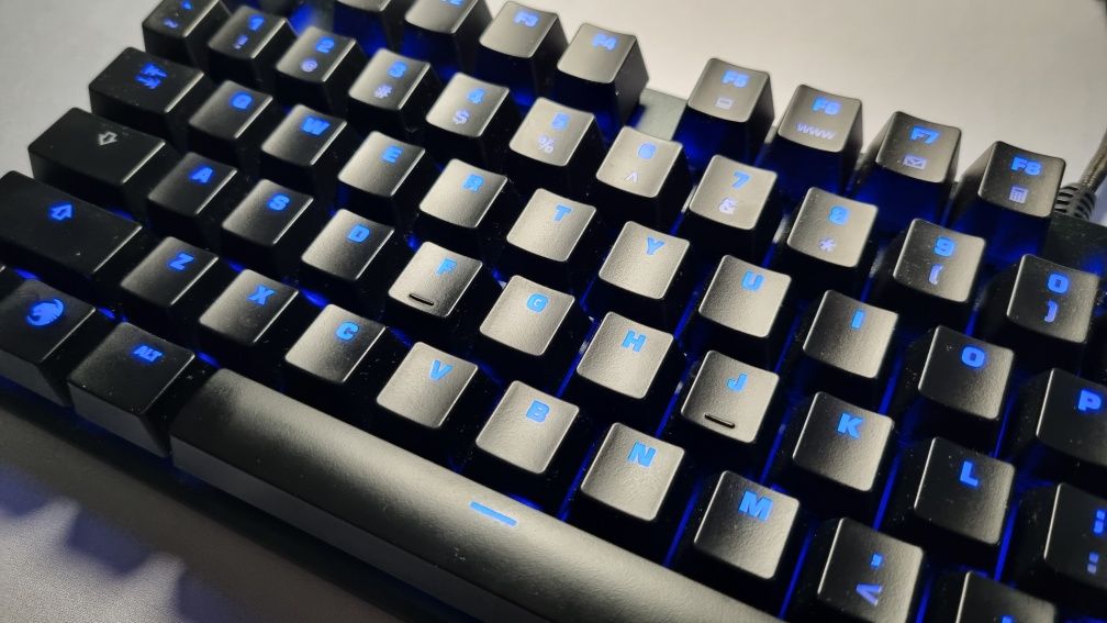 Gamingowa Klawiatura Mechaniczna ROCCAT Suora