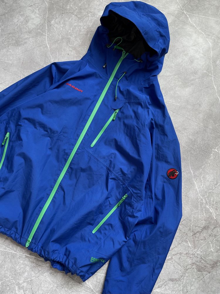 Мужская ветровка Mammut gore tex paclite.
