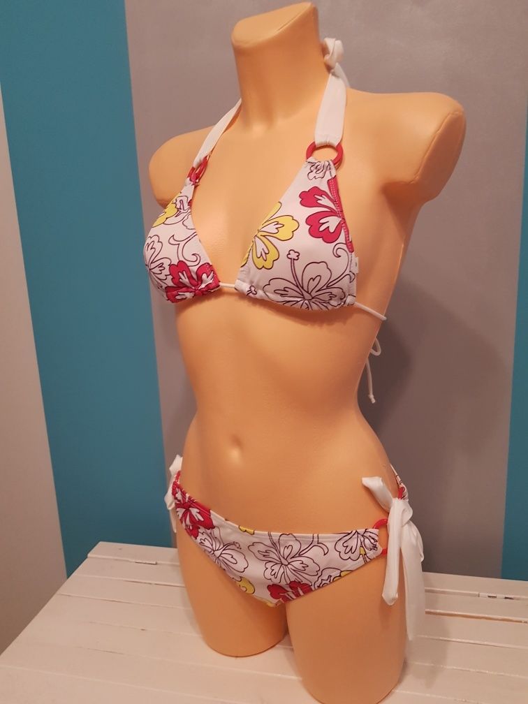 Bikini strój kąpielowy  r. 36 S kwiaty nowe