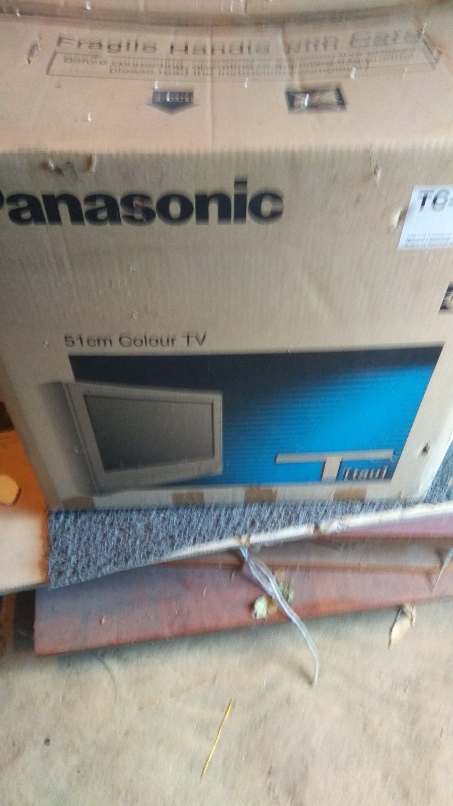 Продам телевизор PANASONIC -(TAU)