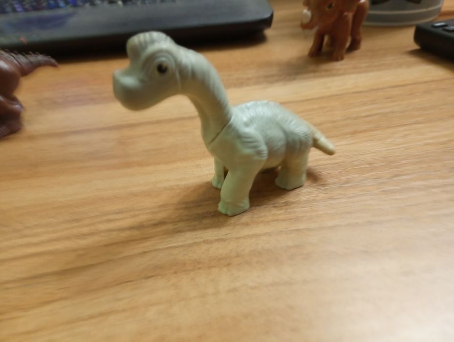 Хепи мил динозавры