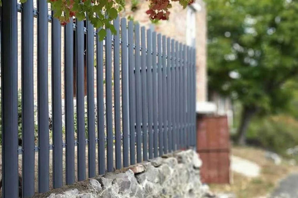 Штахети металеві