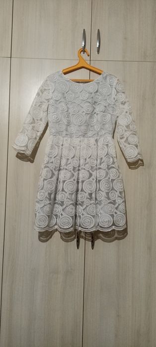 Плаття  на випускний, весілля.