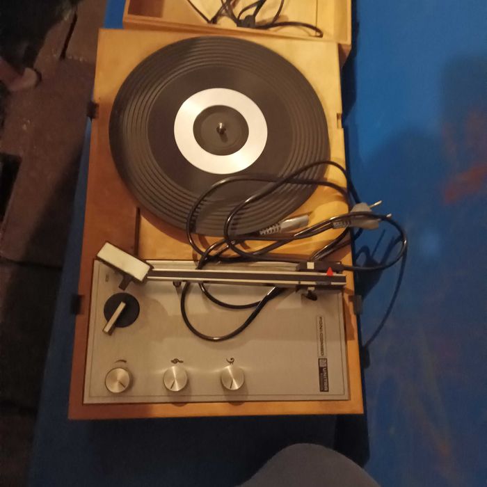 Gramofon UNITRA Donica Artur WG 902