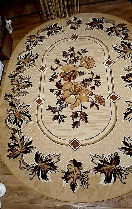 Продам овальный ковёр 160х200