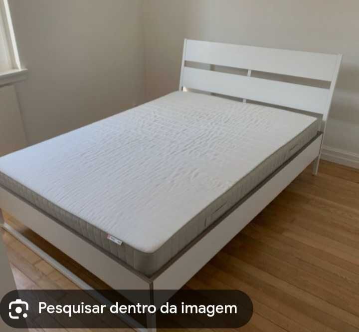 Cama casal + estrado