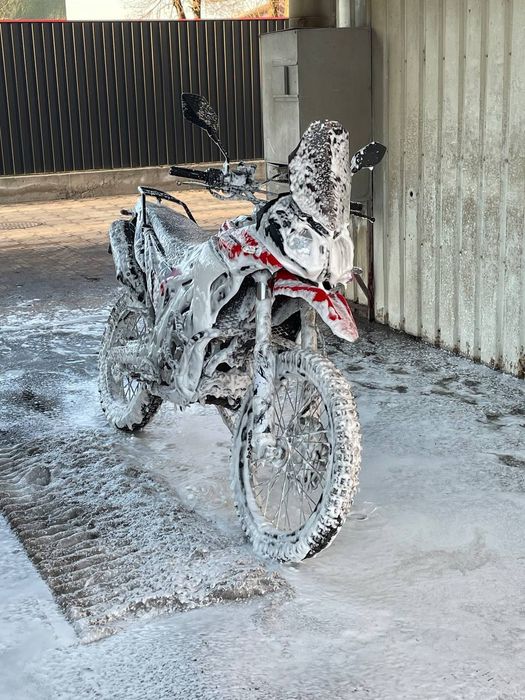 Продам мотоцикл Lonsin300