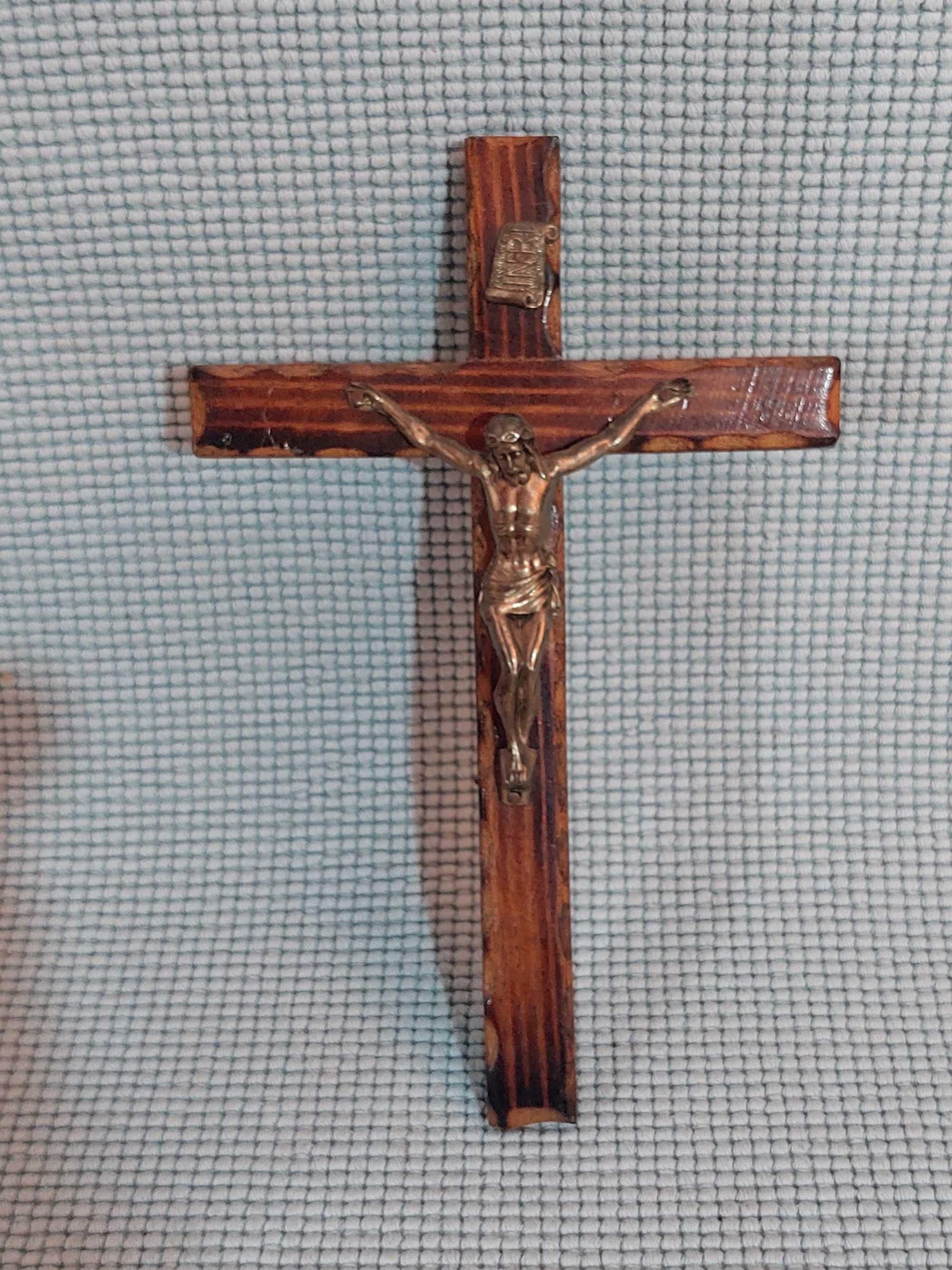 Crucifixos antigos