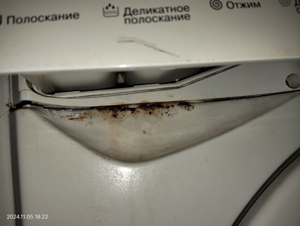 Стиральная машина Indesit WISN 100