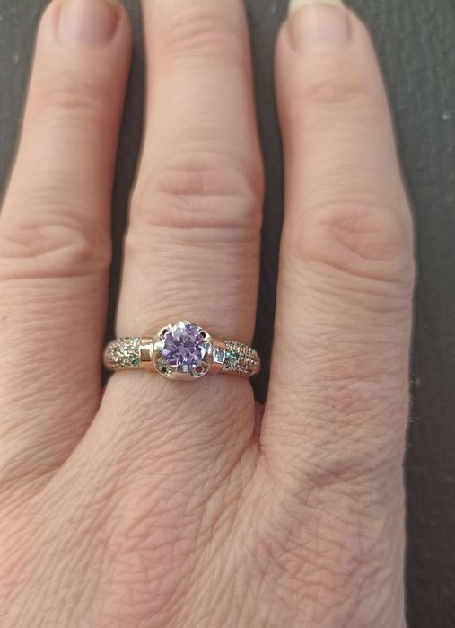 Подарунки до дня народження,перстні, цепочки,кулони