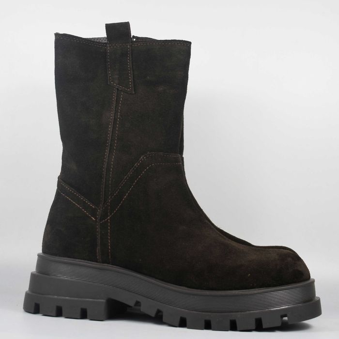 Nowe zamszowe botki Inuovo roz. 39