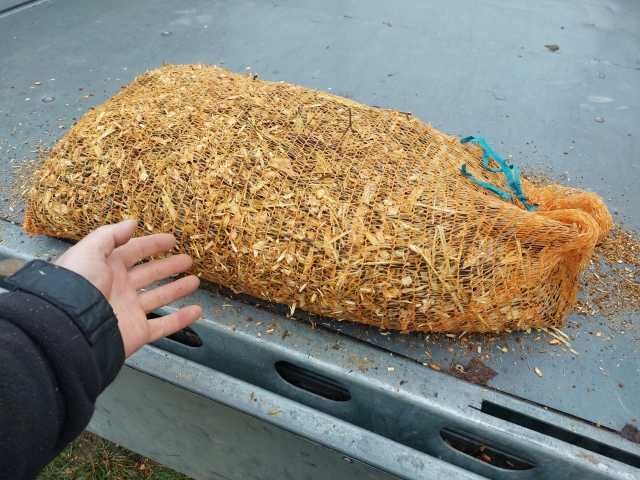 ZRĘBKI DO WĘDZENIA workowane w ażurach.