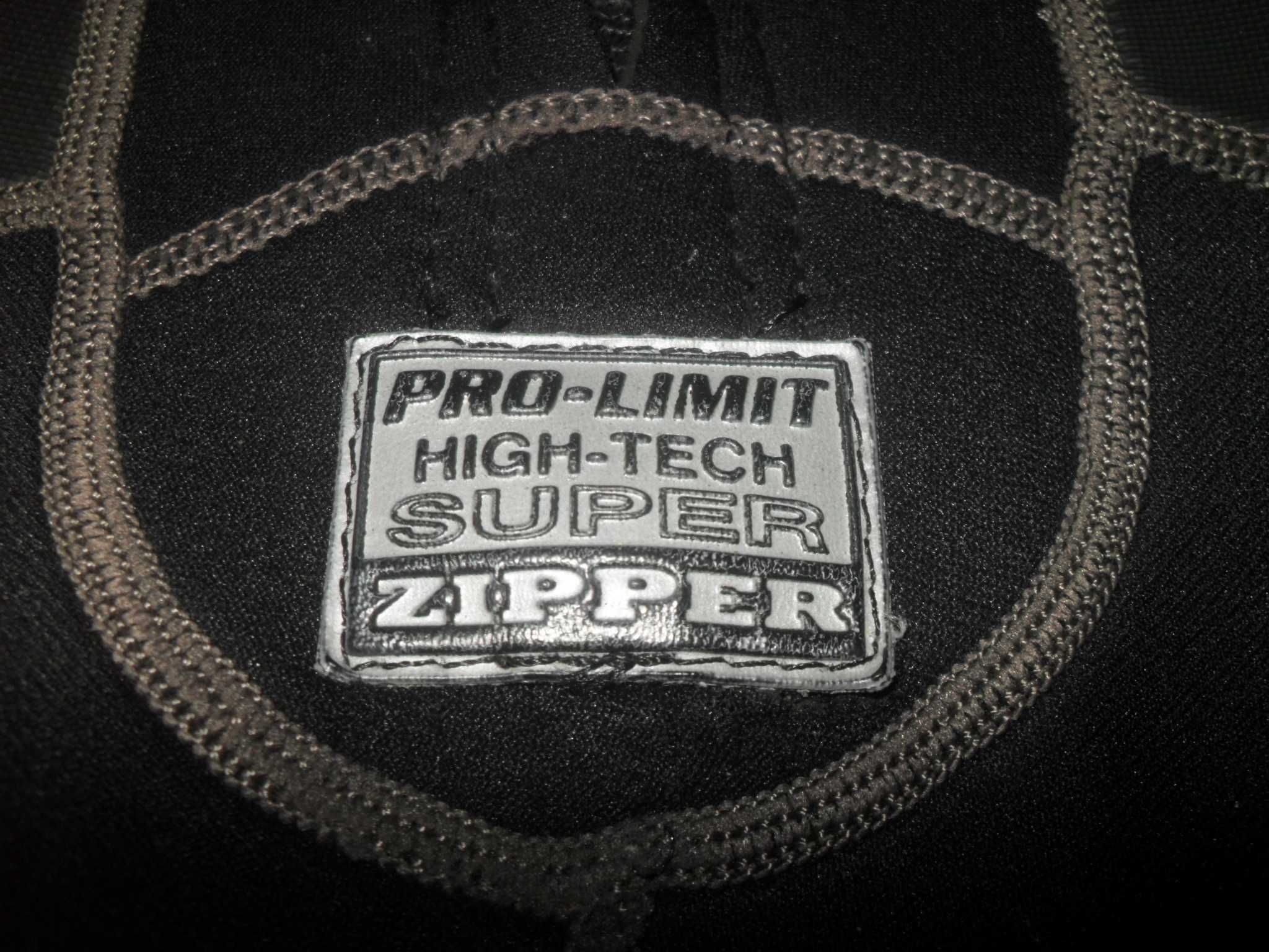 Гидрокостюм PRO-LIMIT коротыш , размер 52-54 ( L-XL ) , 2-3 мм