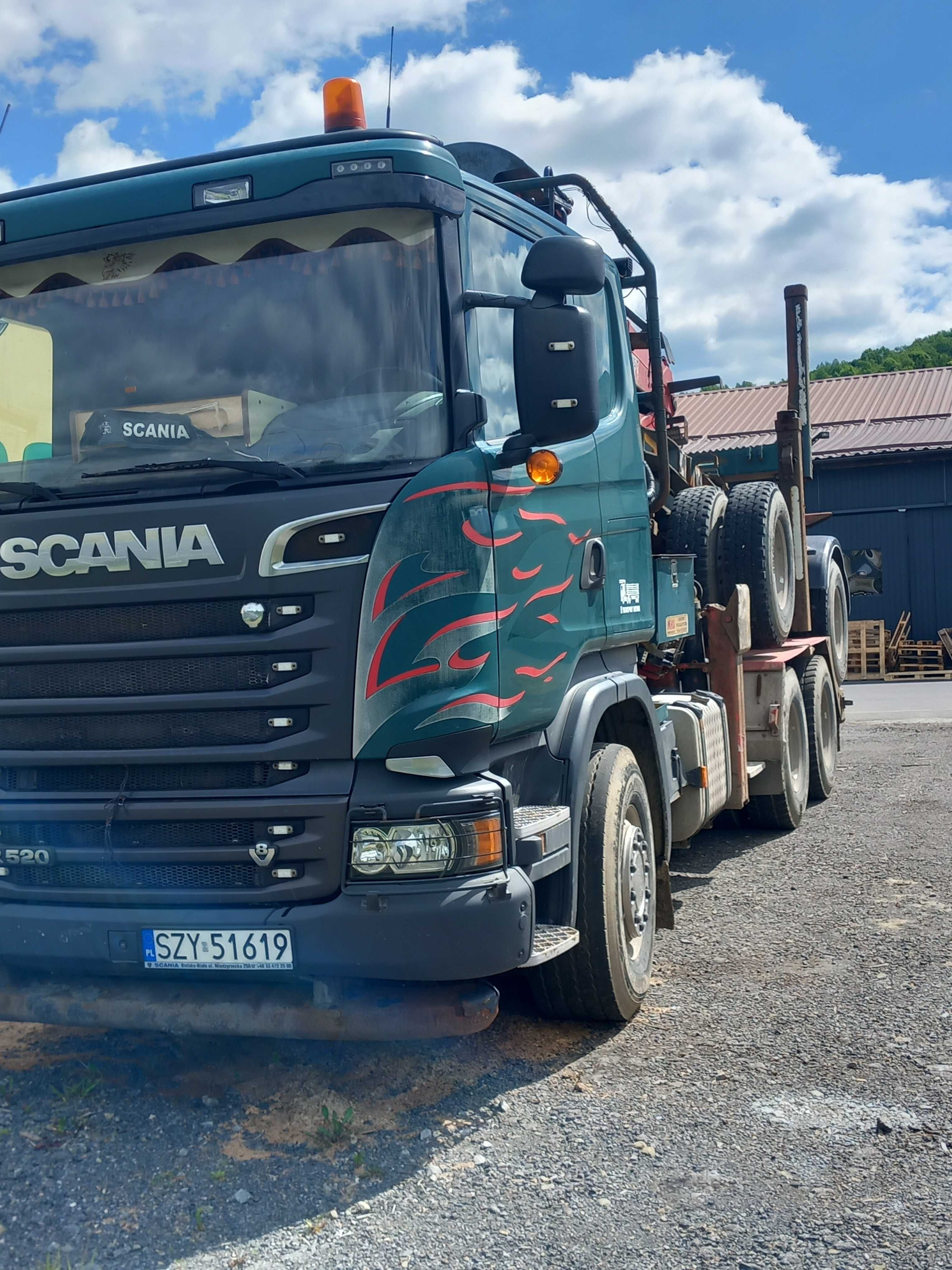 Scania R520 z dźwigiem HDS do drewna