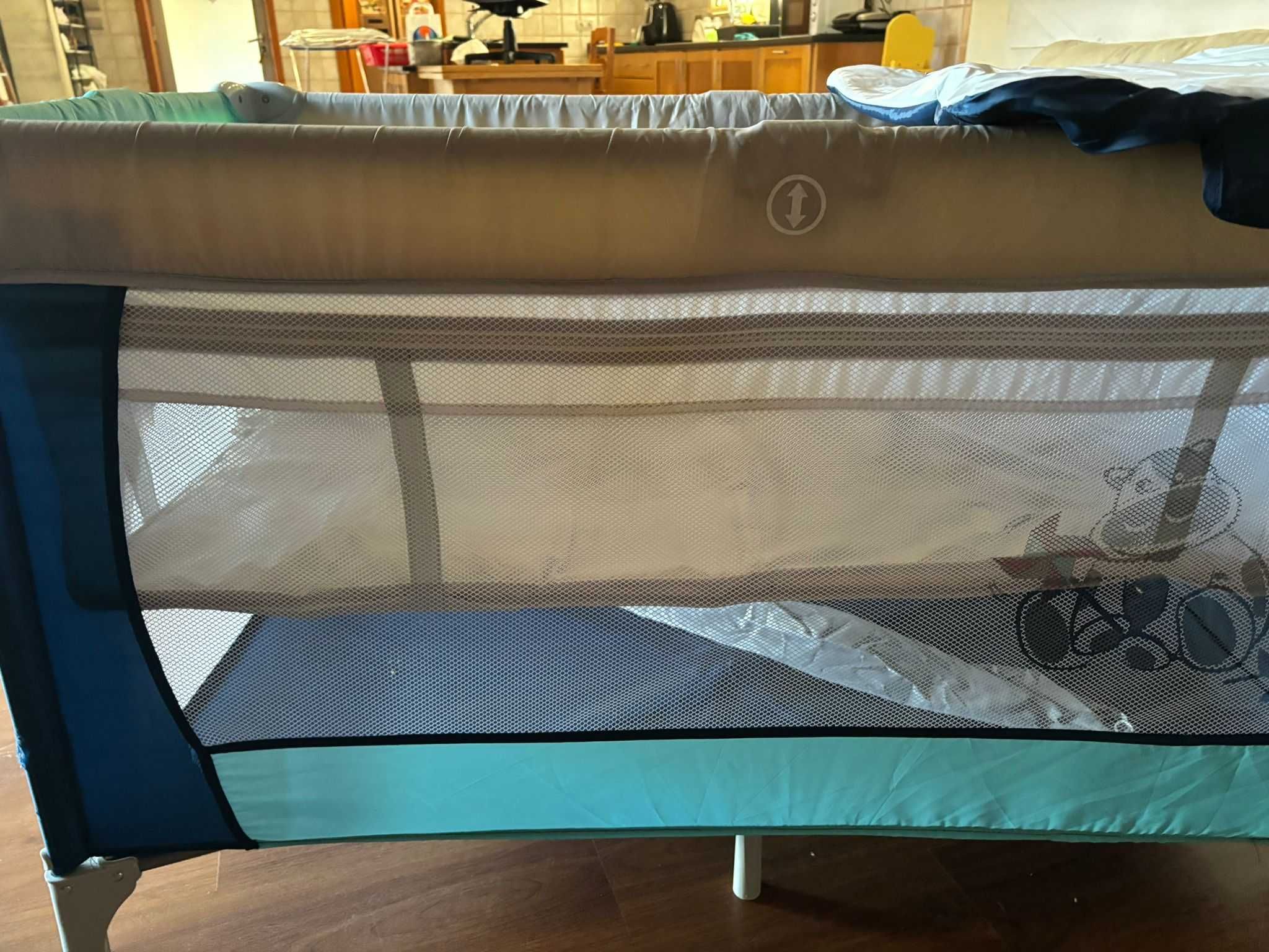 Cama de viagem/parque bebé