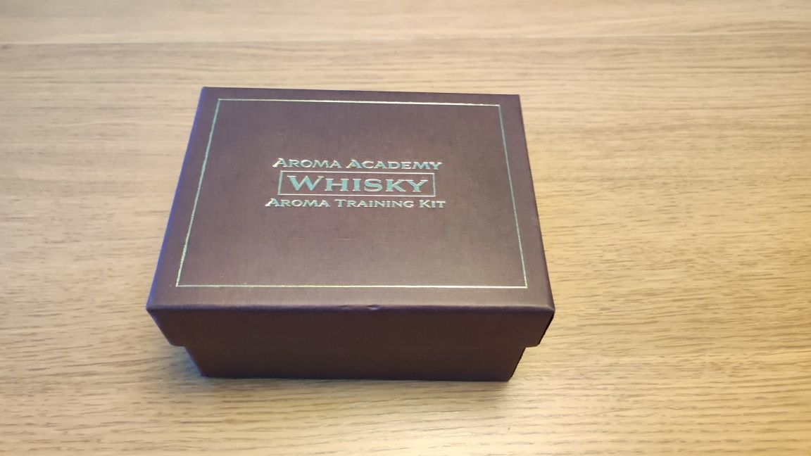 Whisky Aroma Kit - (12 próbek) zestaw do nauki analizy sensorycznej